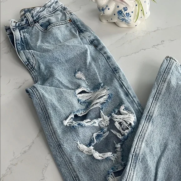 Pacific Sunwear Blue Boyfriend Jeans with Distressed Look - Picture 6 of 9